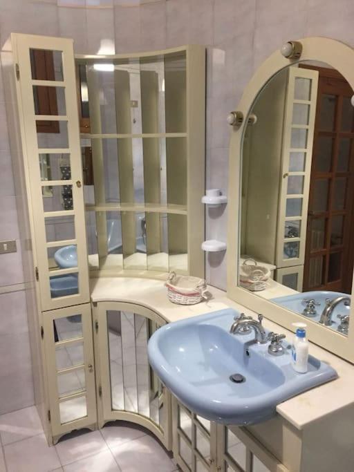 Sicilian Apartment Termini Imerese Luaran gambar